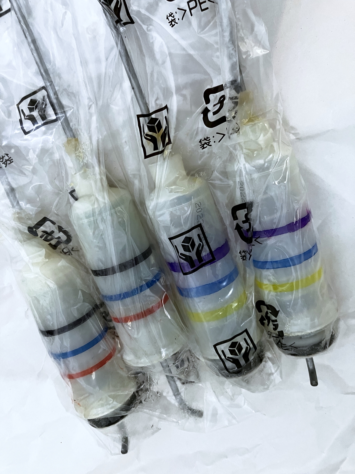 図1-4.先端のダンパー